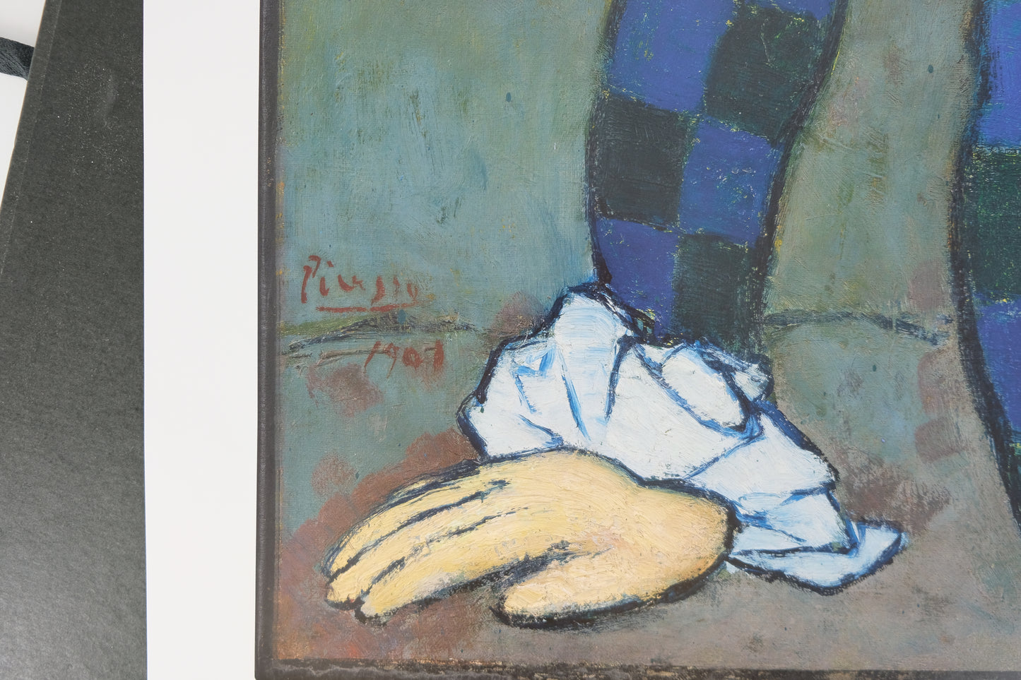 Pablo PICASSO : Arlequin assis - Affiche originale signée