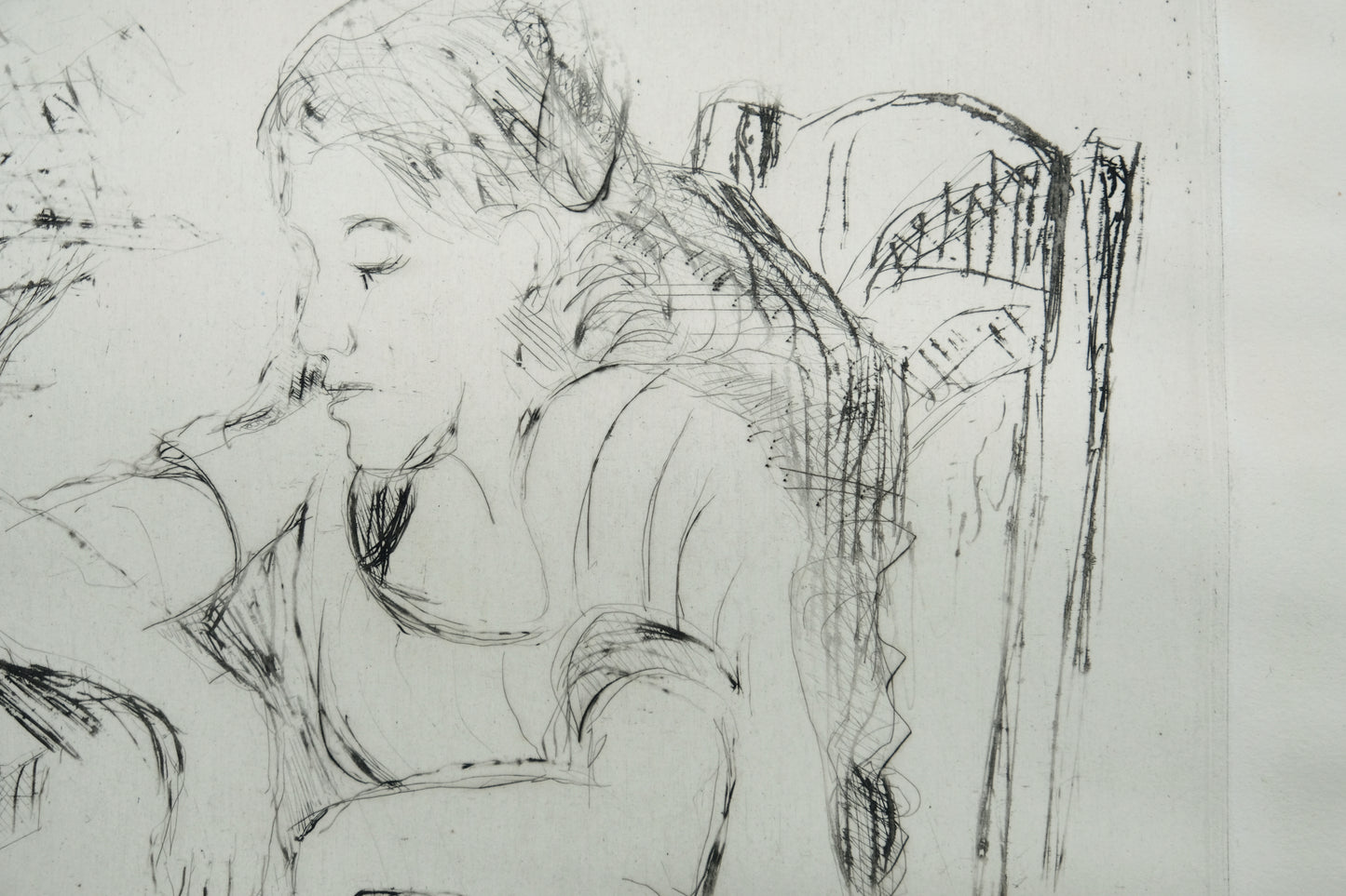François DESNOYER : La femme accoudée au guéridon - Gravure originale signée