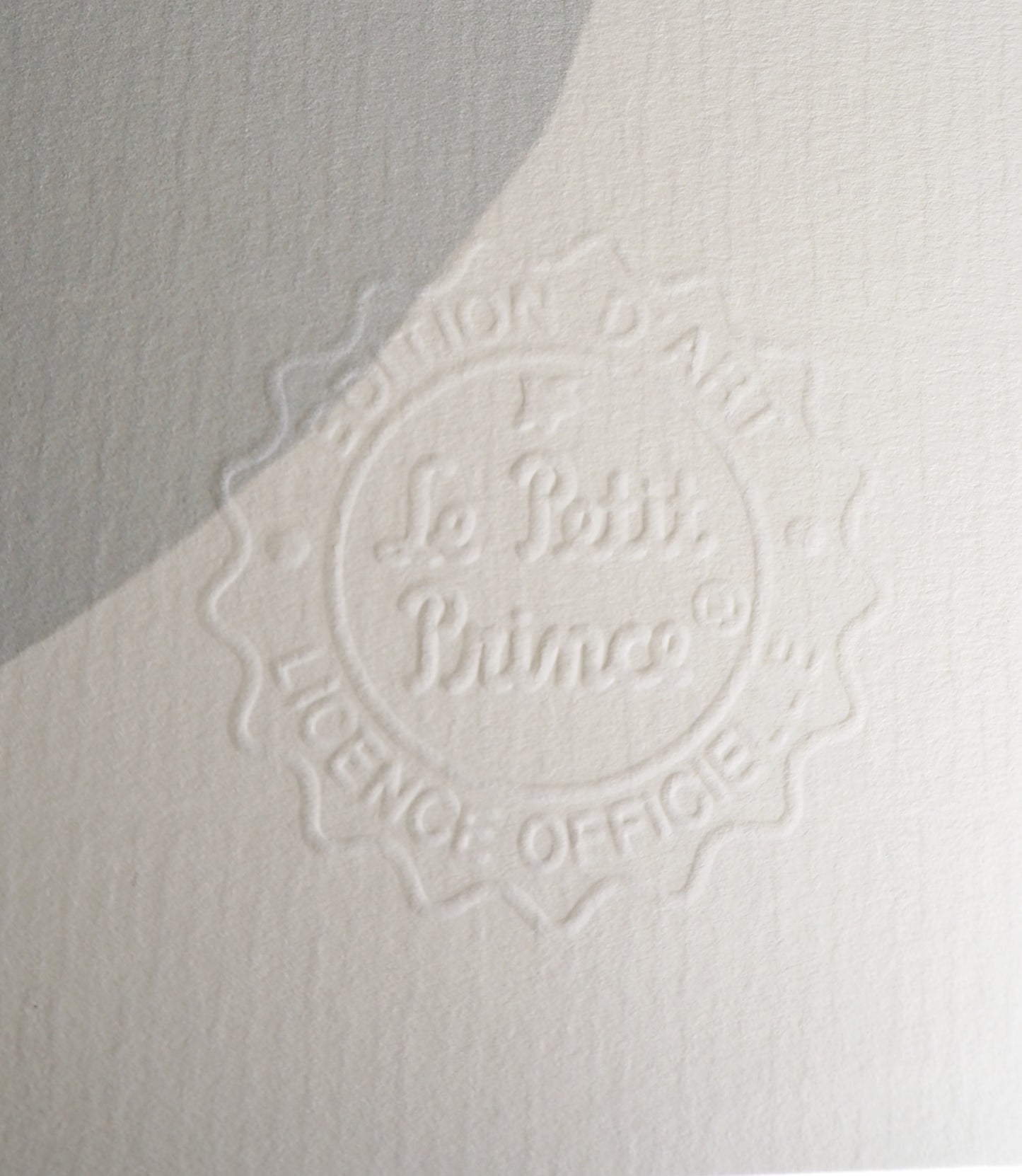 Antoine DE SAINT EXUPERY : Le Petit Prince observe sa rose - Lithographie