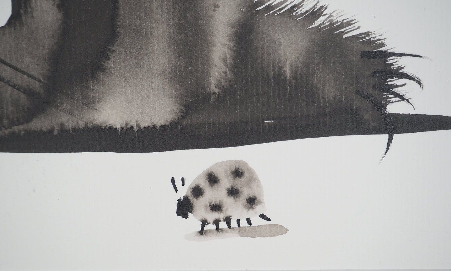 Laszlo TIBAY : Chat observant une coccinelle - Dessin original signé