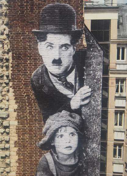 JR : Hommage à Charlie Chaplin - Lithographie originale signée